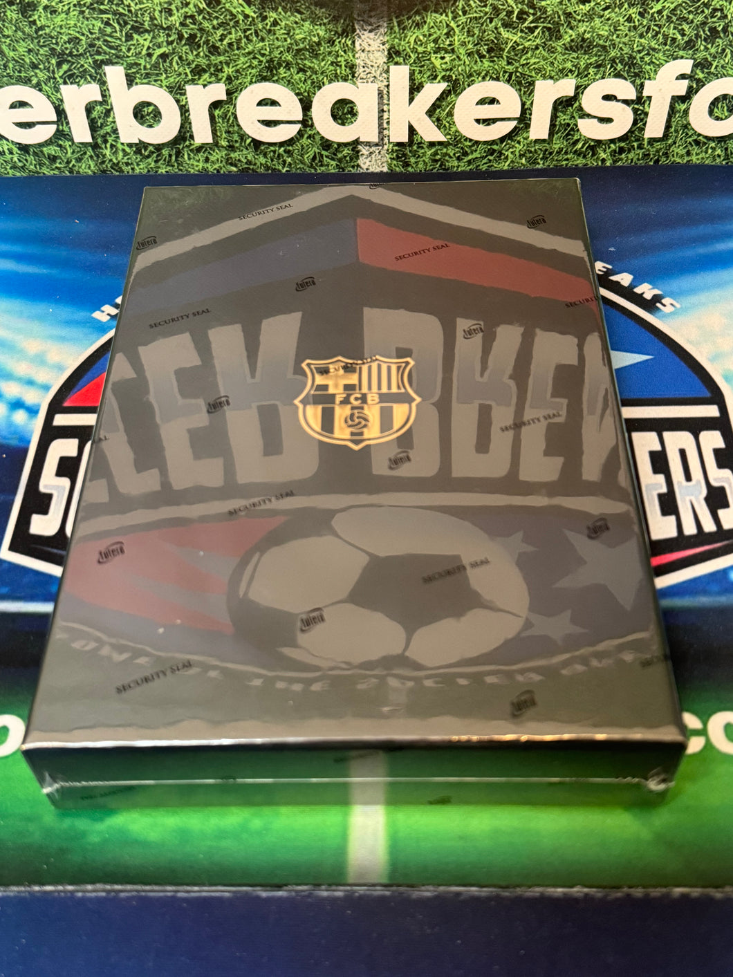 2023-24 FUTERA FC BARCELONA UNIQUE XL CARD COLLECTION PERSONAL BOX (OPEN LIVE 0R SHIP SEALED)